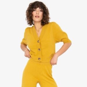 Anthropologie Callahan Mustard Short Sleeve Sweater